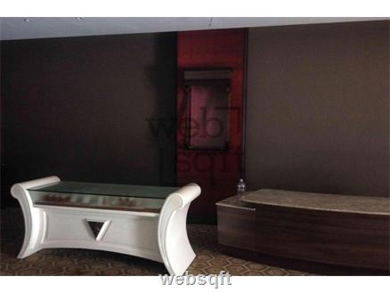 Commercial Showroom for Rent